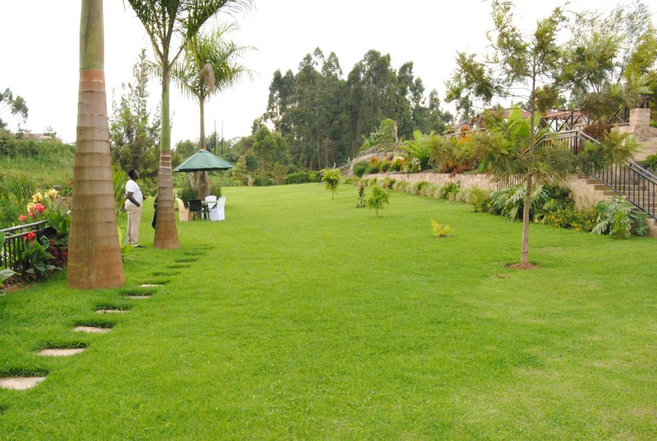 Riverside Resort Hotel Kabale Esterno foto