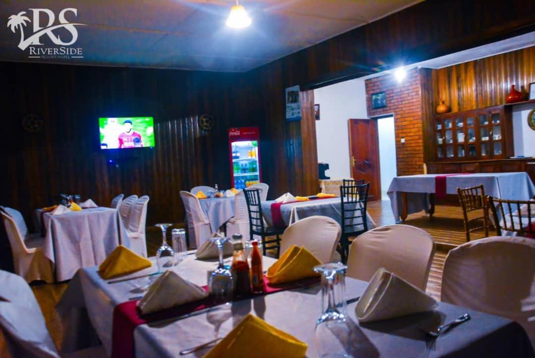 Riverside Resort Hotel Kabale Esterno foto